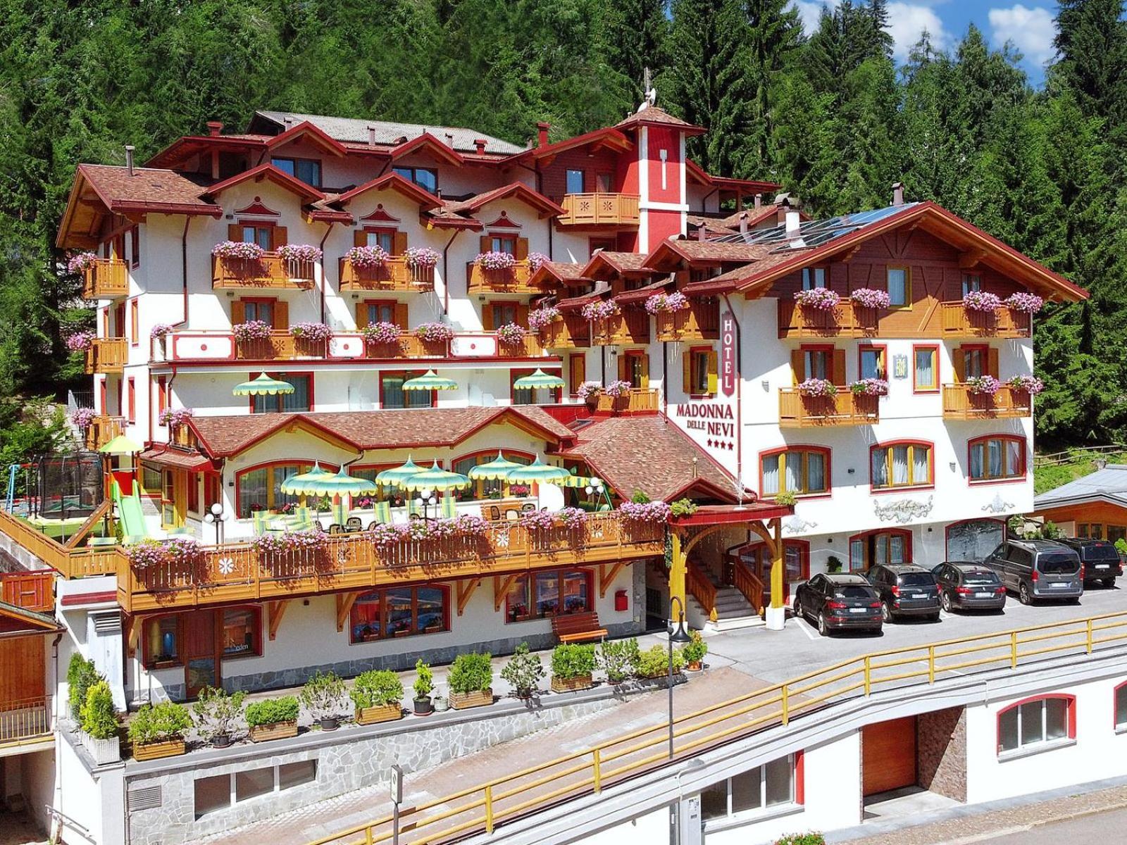 Hotel Madonna Delle Nevi Фольгарида Экстерьер фото