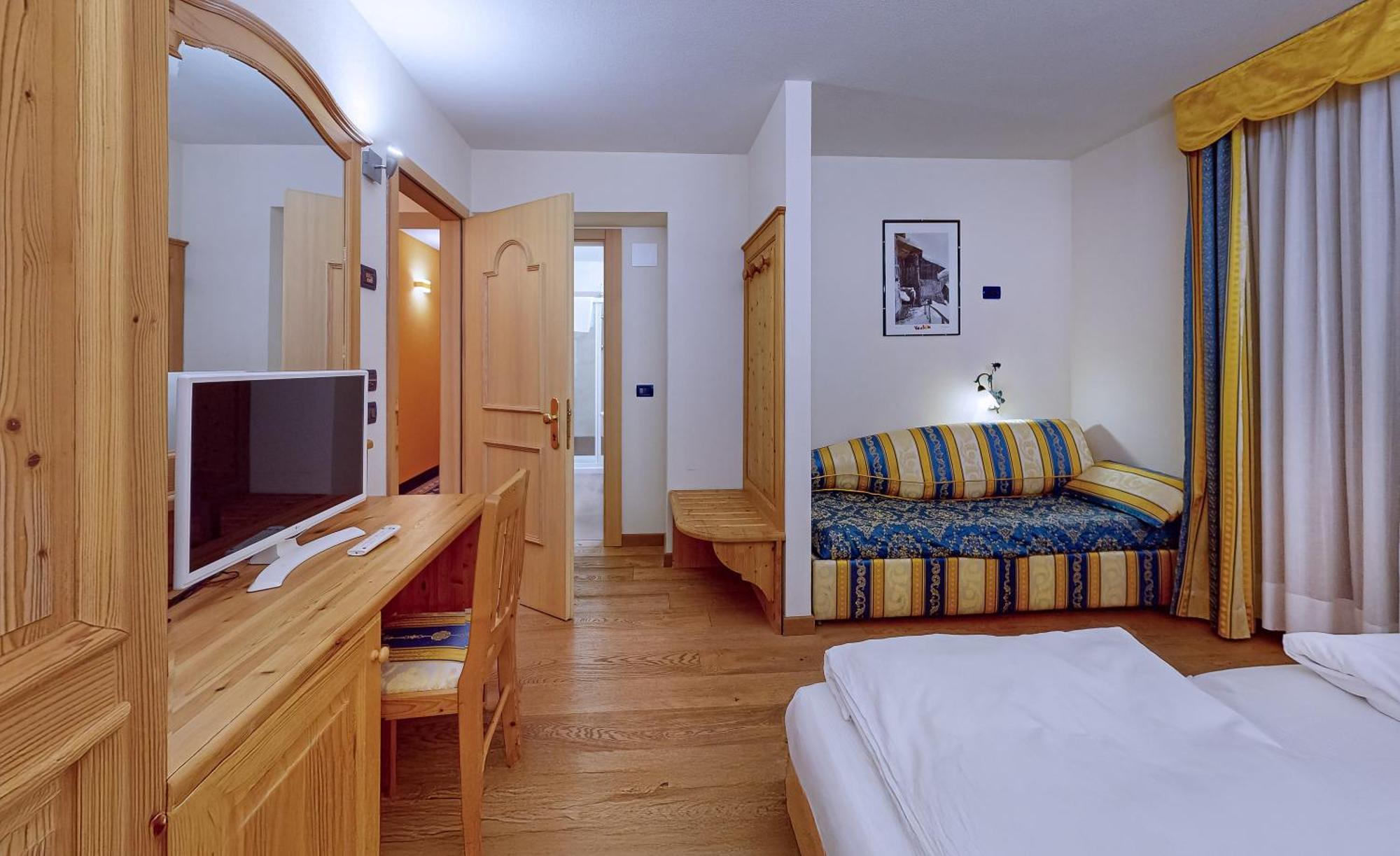 Hotel Madonna Delle Nevi Фольгарида Экстерьер фото